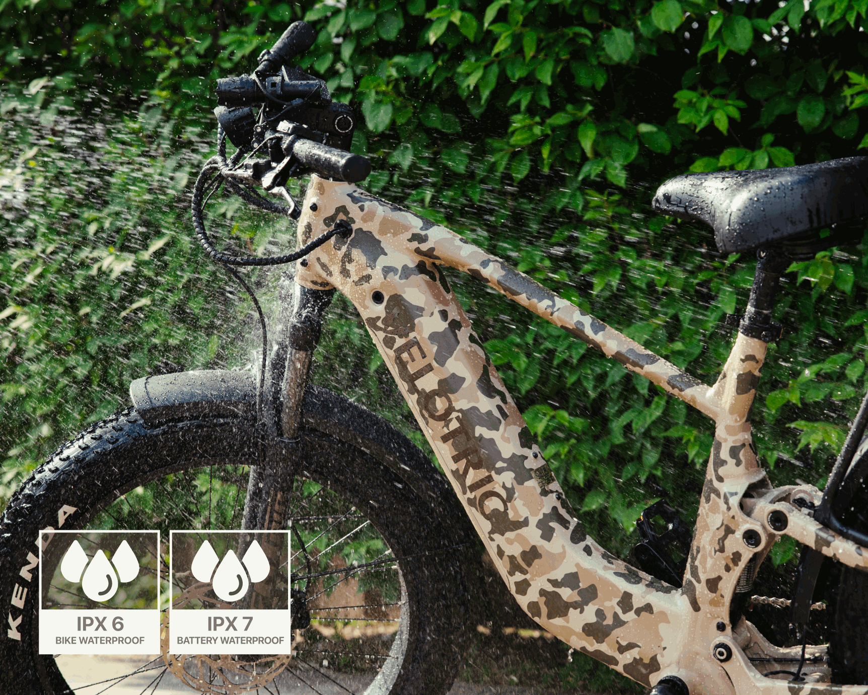 The Velotric Nomad 2X fat tire eBike from Velotric features waterproofing rated IPX6 for the bike and IPX7 for the battery, making it highly resistant to water splashes and rain.