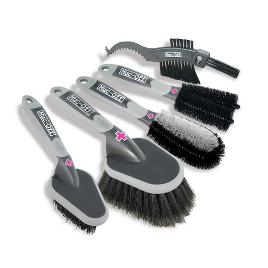 Introducing the Muc-Off - 5pc Brush Set: a collection of five premium cleaning brushes, ideal for bike maintenance with a variety of sizes and shapes tailored for different tasks. This set includes a soft washing brush, ensuring your ride remains sparkling and well-maintained.