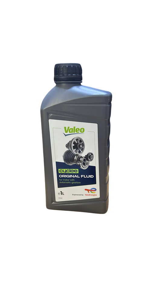 A 1L bottle of Valeo Cyclee E-Bike Engine Oil for automotive use, featuring a branded label with gear graphics.