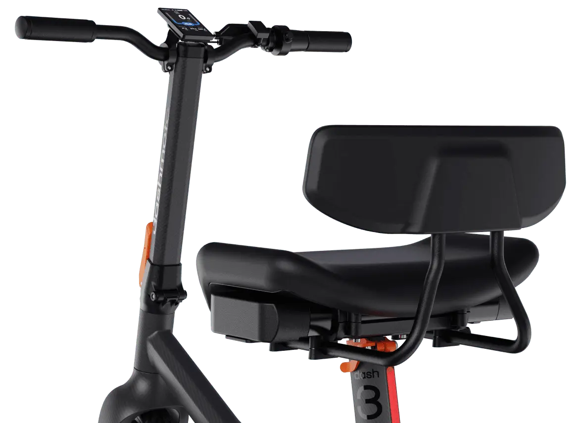 A close-up of the Dashmoto Dash 3 folding mobility scooter’s handlebar, display screen, and padded seat with backrest by Dashmoto against a plain background.